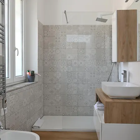 Casa Nova Luxury Fichi D'india Apartment Nova Milanese